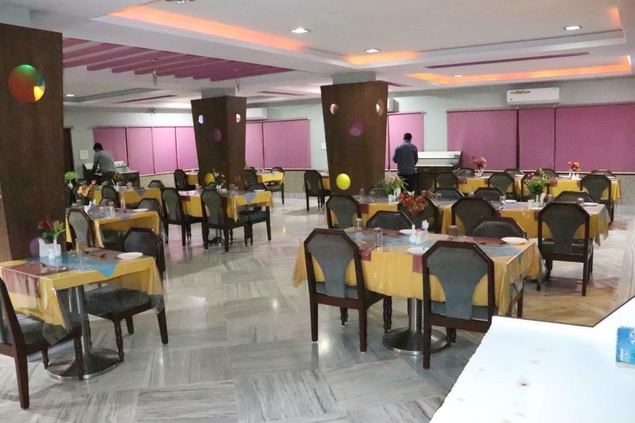 Geetco Hotel Jalor Exterior photo